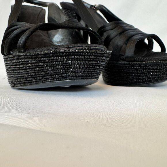Sergio Rossi Women's Black Beaded Platform Slingback Heels Size 39.5 US 9.5 - Picture 5 of 8